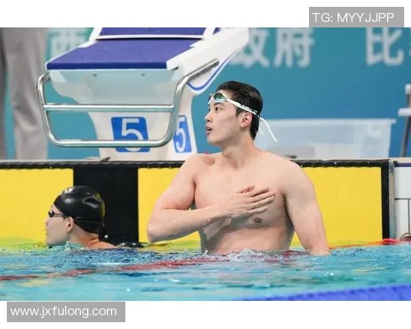 “爸爸真棒!” 全运会三连冠后 儿子给邓志伟最美好的奖励 “爸爸真棒!” 全运会三连冠后 儿子给邓志伟最美好的奖励