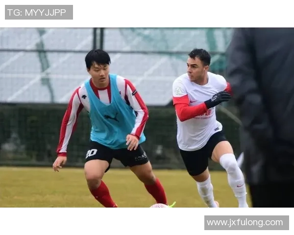 成都蓉城首发出炉!徐正源仅轮换3人,罗慕洛抢先,韦世豪候补 成都蓉城首发出炉!徐正源仅轮换3人,罗慕洛抢先,韦世豪候补